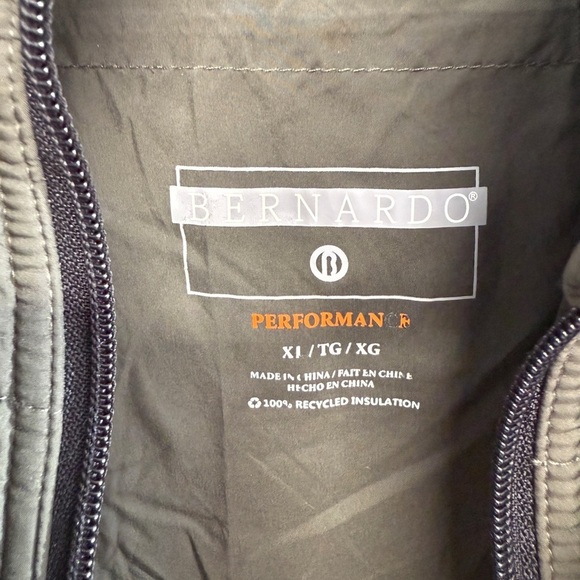 Hooded Quilted Water Repellent Jacket flawed green size XL - Picture 4 of 9